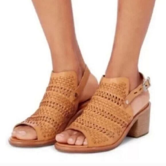 NIB Rag & Bone Wyatt Mid Heel in Natural Woven - Picture 9 of 9